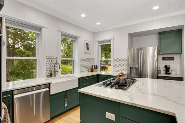 155 Page Street E, Saint Paul, MN 55107