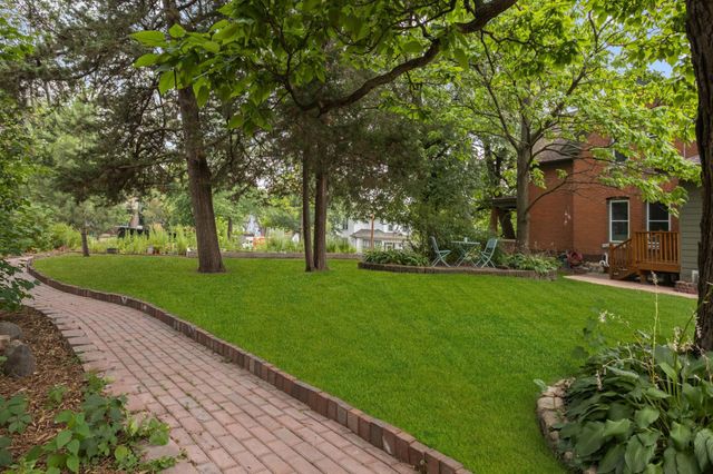 155 Page Street E, Saint Paul, MN 55107