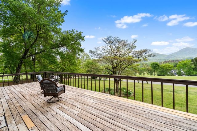206 Ivy Knob Lane, Hayesville, NC 28904