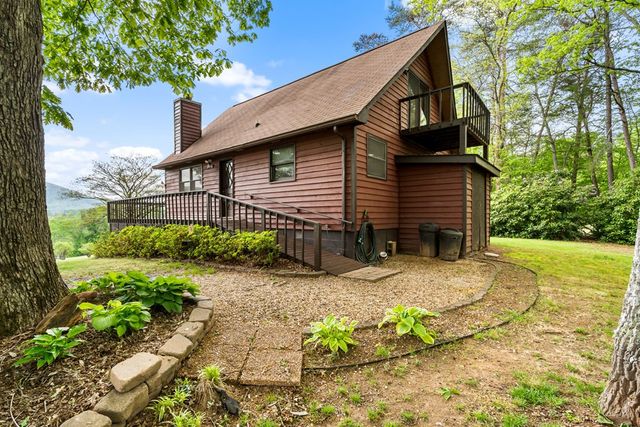 206 Ivy Knob Lane, Hayesville, NC 28904