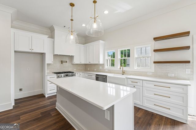 4810 Moonview Lane, Sugar Hill, GA 30518