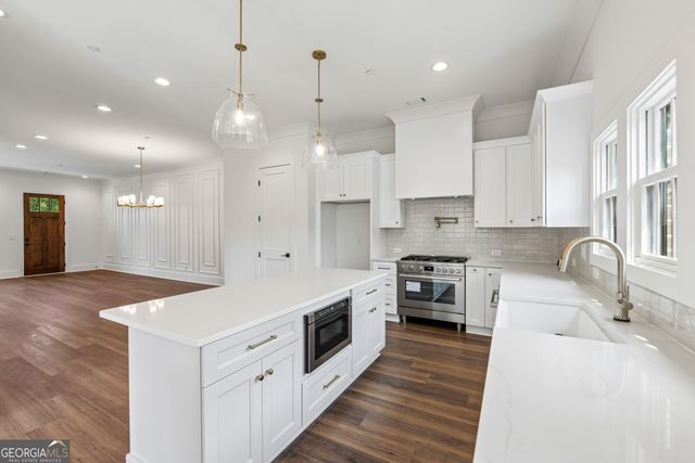 4810 Moonview Lane, Sugar Hill, GA 30518