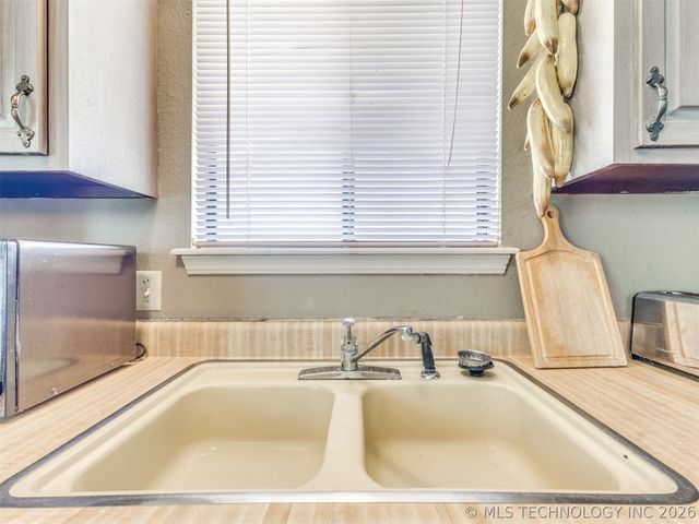 413 W Birmingham Street, Broken Arrow, OK 74011