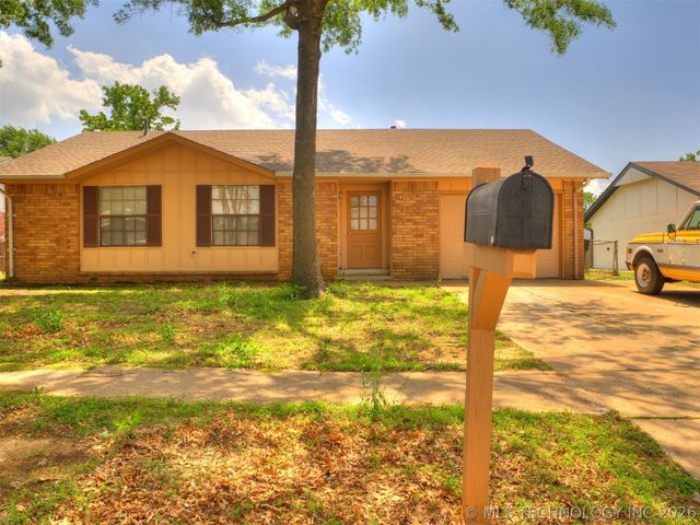 413 W Birmingham Street, Broken Arrow, OK 74011