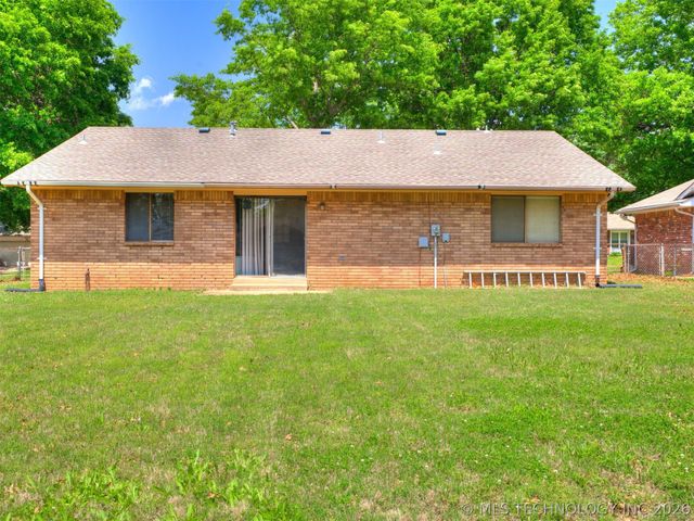 413 W Birmingham Street, Broken Arrow, OK 74011