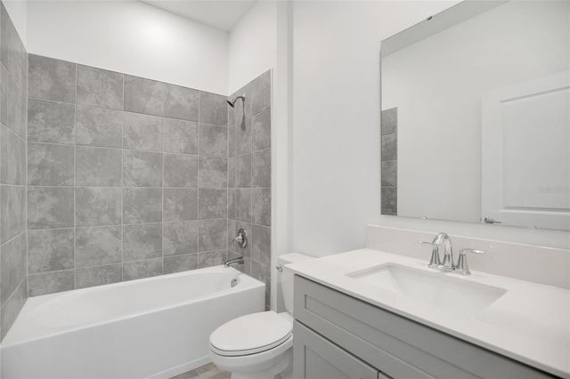 2048 SHAGGY FISHER DRIVE, Apopka, FL 32712