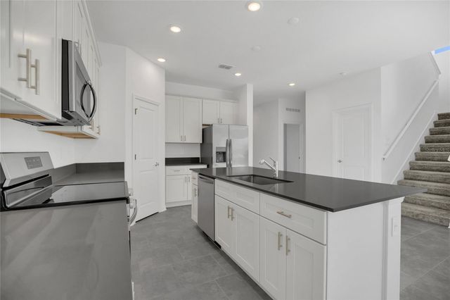 2048 SHAGGY FISHER DRIVE, Apopka, FL 32712