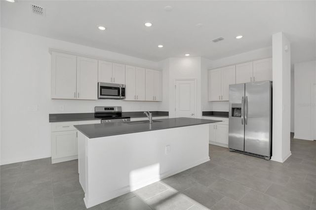 2048 SHAGGY FISHER DRIVE, Apopka, FL 32712