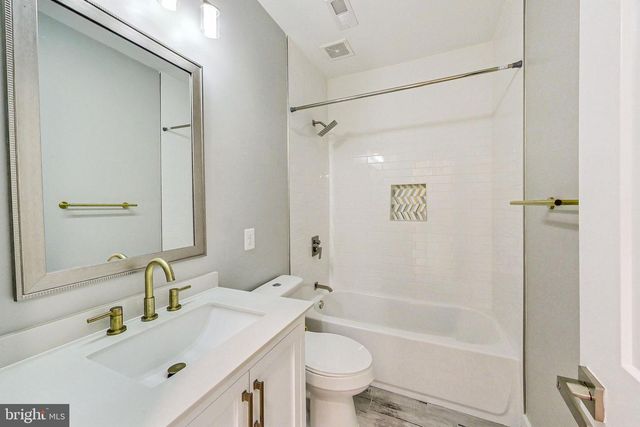 1124 OWEN PL NE, Washington, DC 20002