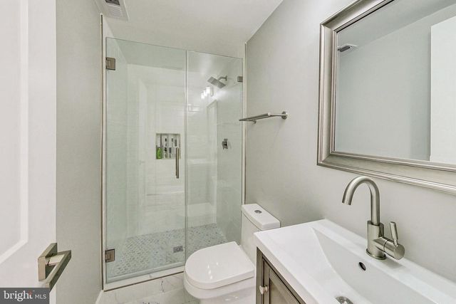 1124 OWEN PL NE, Washington, DC 20002