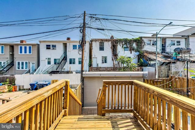 1124 OWEN PL NE, Washington, DC 20002