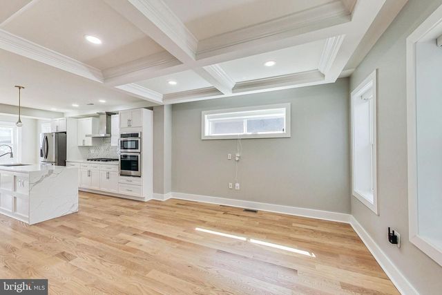 1124 OWEN PL NE, Washington, DC 20002