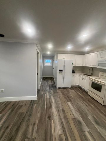 870-G SW 9th Street, Pompano Beach, FL 33060