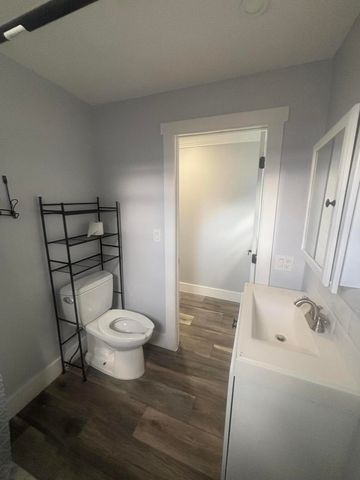 870-G SW 9th Street, Pompano Beach, FL 33060