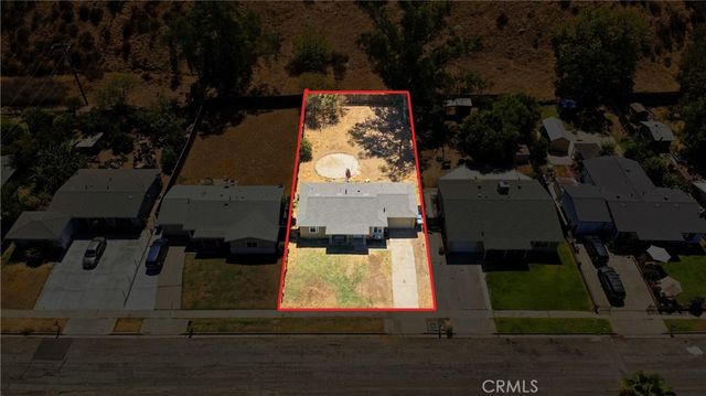 1419 Morgan, San Bernardino, CA 92407