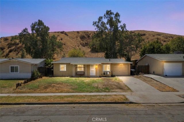 1419 Morgan, San Bernardino, CA 92407