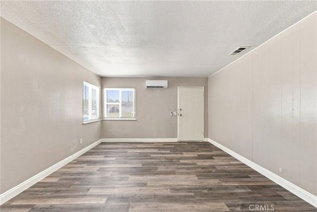 1419 Morgan, San Bernardino, CA 92407