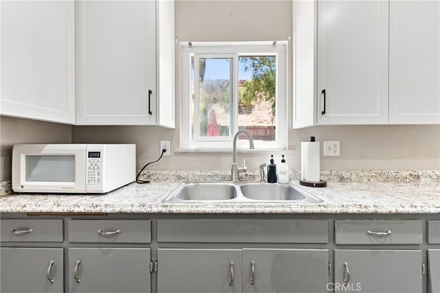 1419 Morgan, San Bernardino, CA 92407