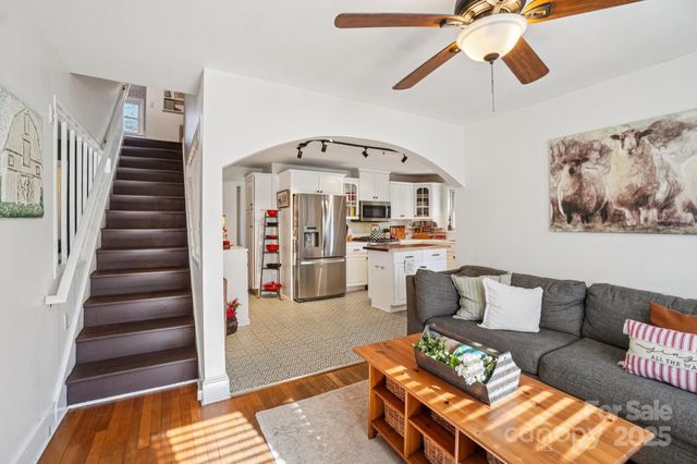 2510 Old Spartanburg Road, East Flat Rock, NC 28726