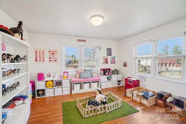 2510 Old Spartanburg Road, East Flat Rock, NC 28726