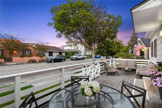 2049 E Ocean Boulevard, Newport Beach, CA 92661
