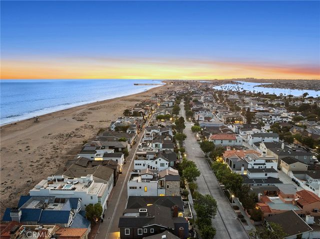 2049 E Ocean Boulevard, Newport Beach, CA 92661