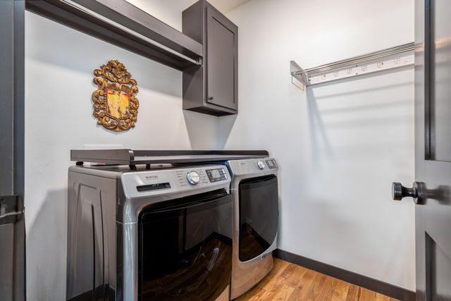 88 Circle Drive, Monkey Island, OK 74331