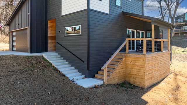 88 Circle Drive, Monkey Island, OK 74331