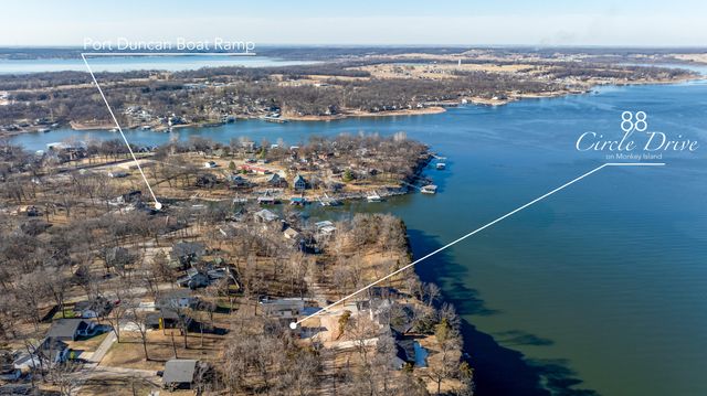 88 Circle Drive, Monkey Island, OK 74331