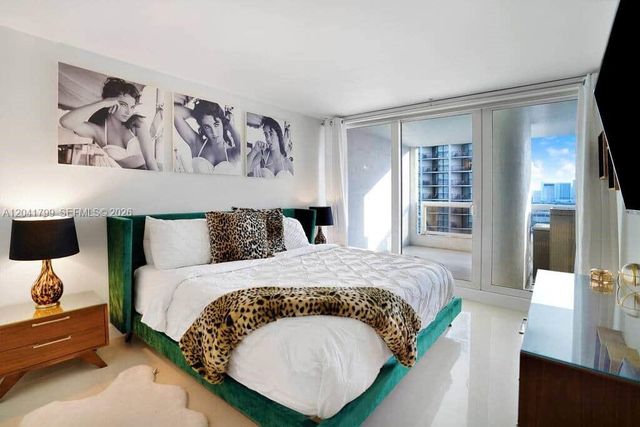 1717 N Bayshore Drive A2056, Miami, FL 33132