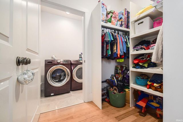 100 W Market St Ste 2C, Warsaw, IN 46580