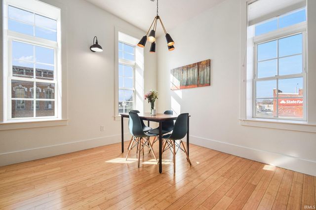 100 W Market St Ste 2C, Warsaw, IN 46580