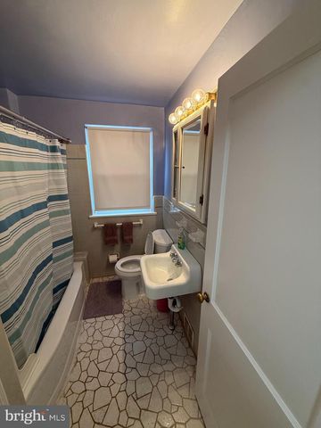 7110 AKRON ST, Philadelphia, PA 19149