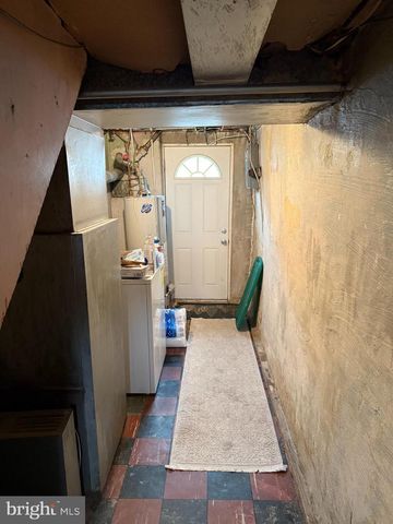 7110 AKRON ST, Philadelphia, PA 19149