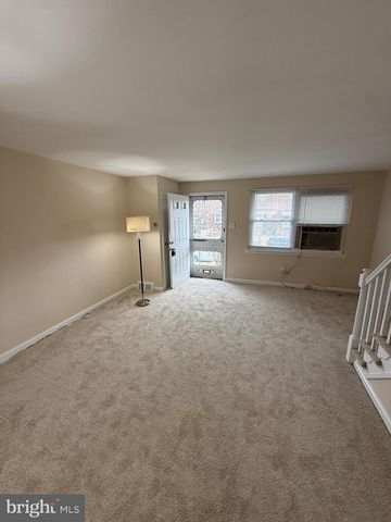 7110 AKRON ST, Philadelphia, PA 19149