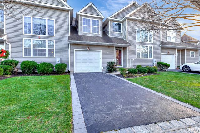 45 Halley Lane, Miller Place, NY 11764