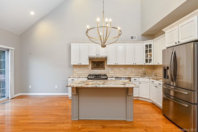 45 Halley Lane, Miller Place, NY 11764