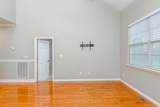 45 Halley Lane, Miller Place, NY 11764