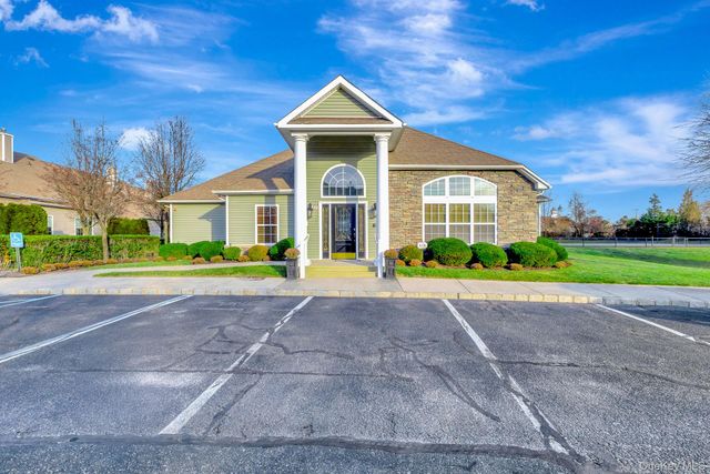 45 Halley Lane, Miller Place, NY 11764