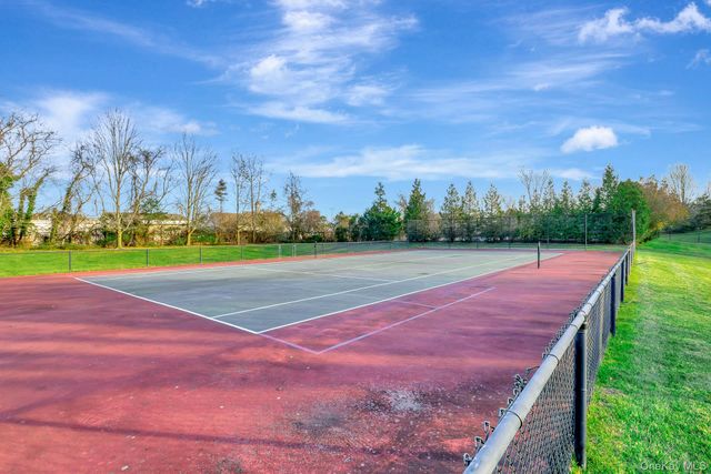 45 Halley Lane, Miller Place, NY 11764