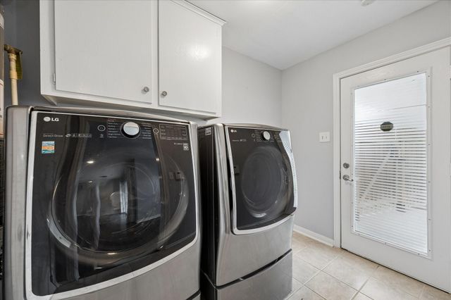 427 Biscayne Boulevard, El Lago, TX 77586