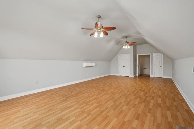 18541 Lake Stream Dr, Central, LA 70739