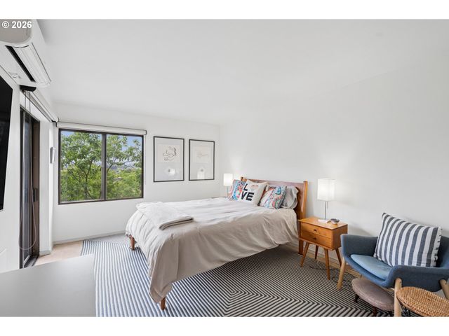 2221 Sw 1ST Ave 623, Portland, OR 97201
