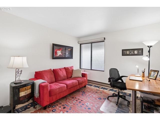 2221 Sw 1ST Ave 623, Portland, OR 97201