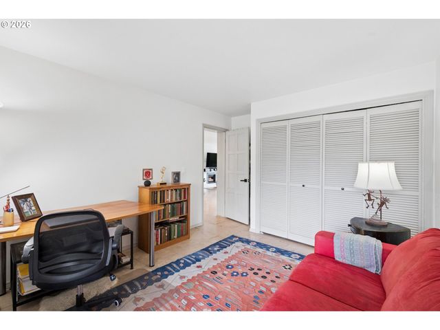 2221 Sw 1ST Ave 623, Portland, OR 97201