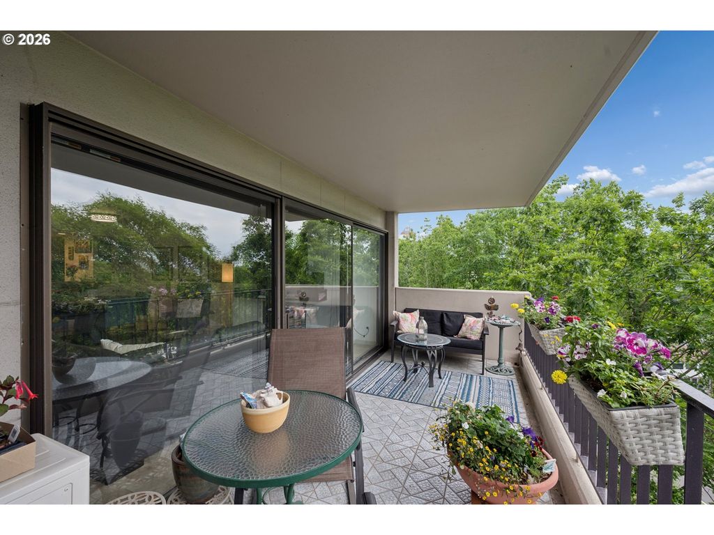 2221 Sw 1ST Ave 623, Portland, OR 97201