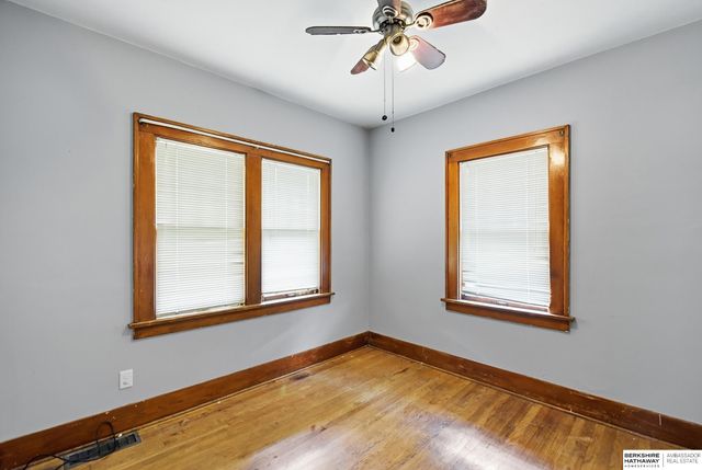 2032 N 65th Avenue, Omaha, NE 68104