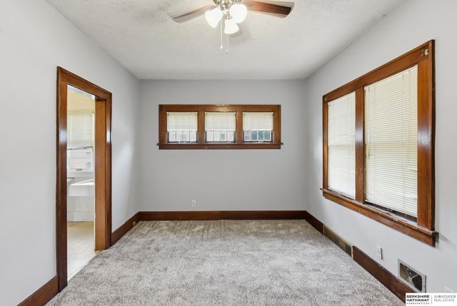 2032 N 65th Avenue, Omaha, NE 68104