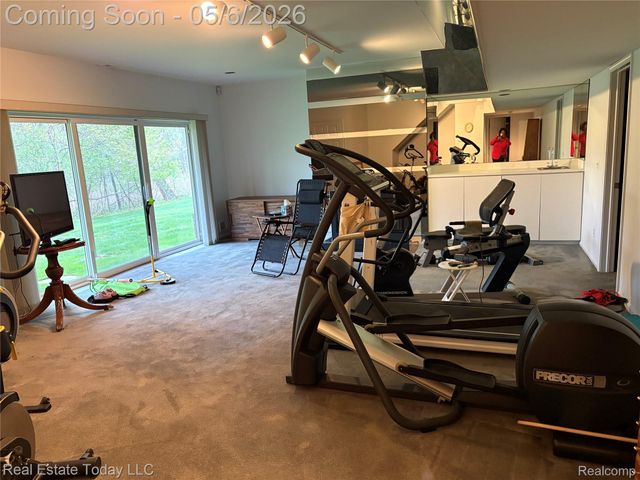 7283 Huntcliff 57, West Bloomfield Charter Township, MI 48322