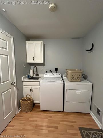 7283 Huntcliff 57, West Bloomfield Charter Township, MI 48322